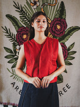 Threadline Linen Top