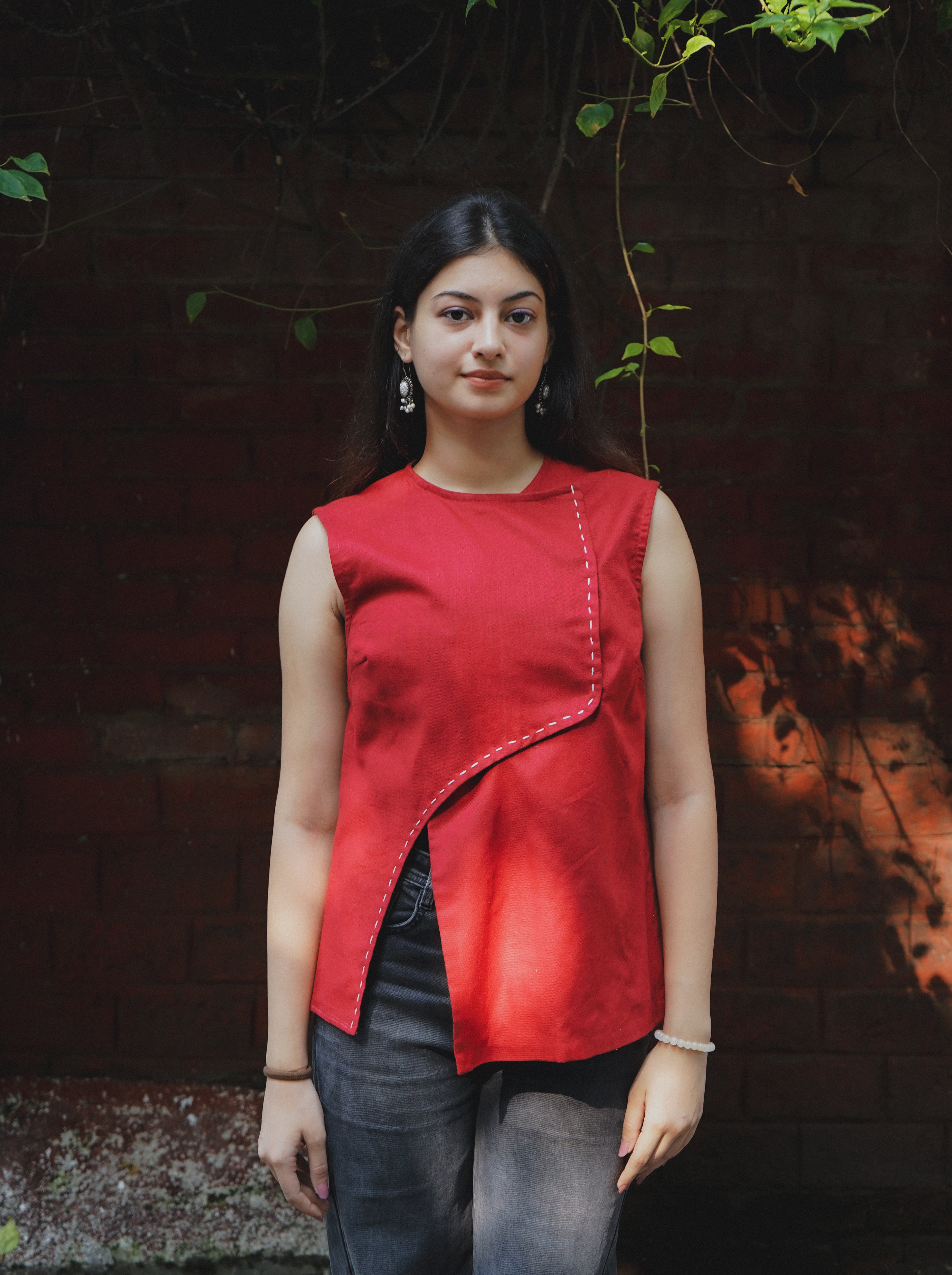 Threadline Linen Top