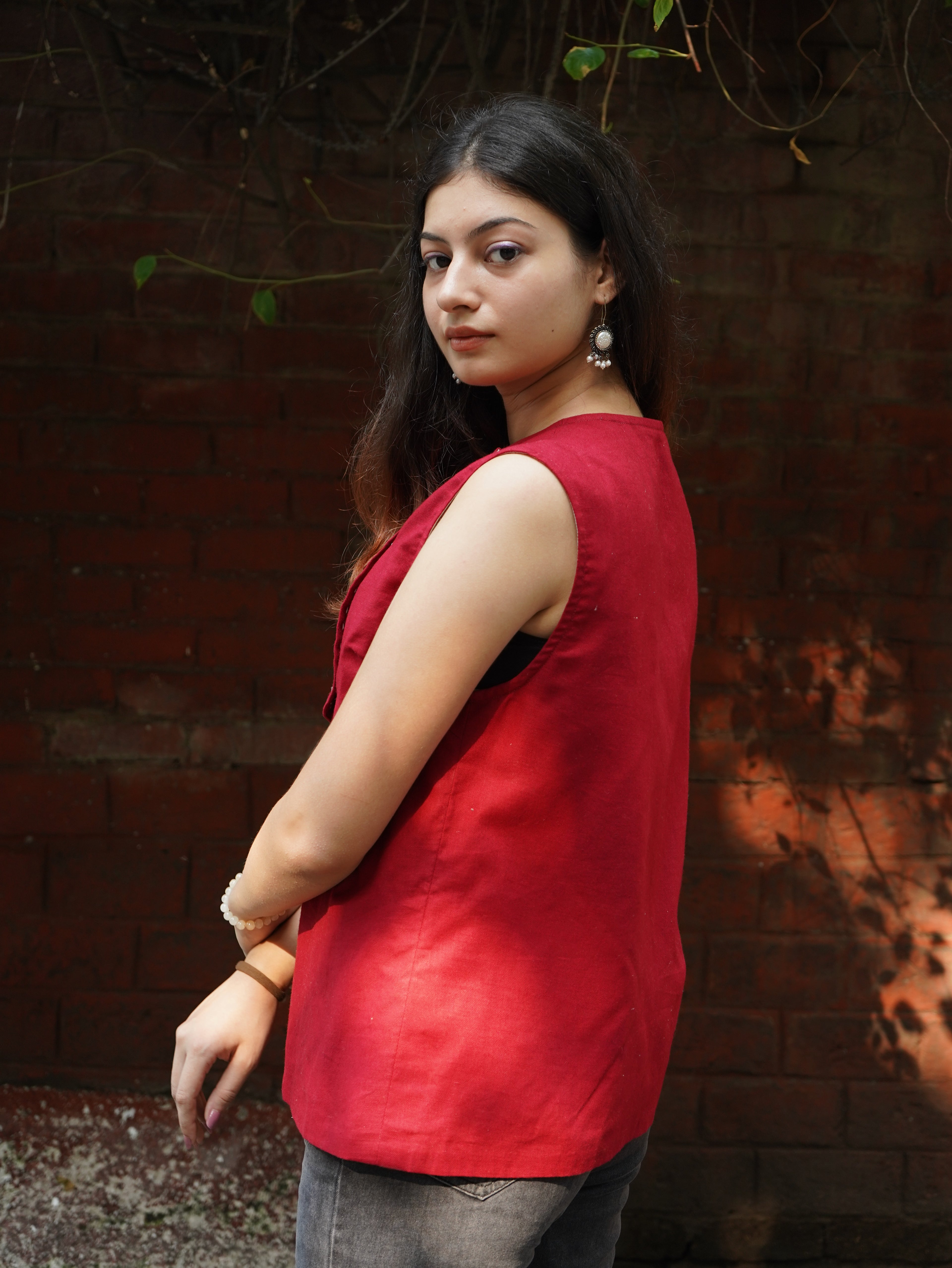 Threadline Linen Top